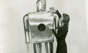 Лекция-баттл «Влюблённый робот: нейропоэзия и смысл жизни»