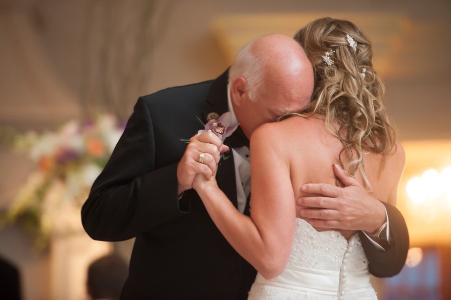 отец невесты на свадьбе. танец папы и дочки на свадьбе. папа на свадьбу. танец отца и дочери на свадьбе. папа на свадьбу.