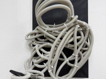  « »