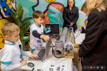 Фестиваль-форум «Настоящее будущее: русская электроника»